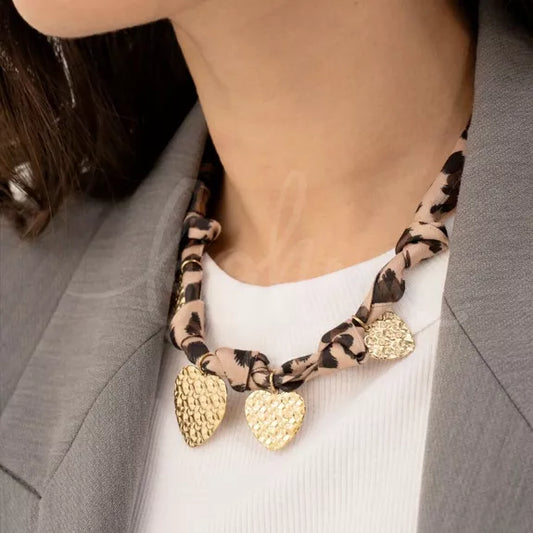 Collier AGLA
